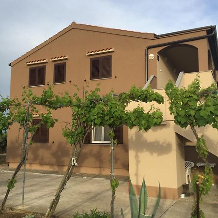 Apartments Anka Nin Exterior foto